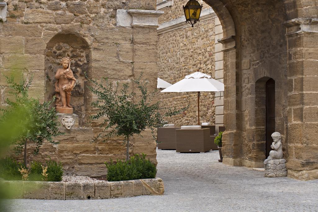 Chateau De Rochegude Exterior photo